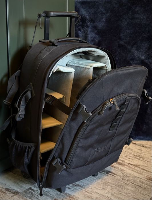 3 obiective Canon EF + rucsac foto troler
