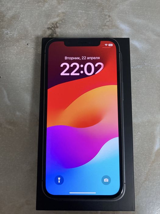 Iphone 12 pro / 256Gb в идеале.