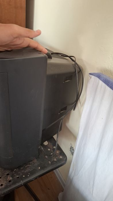 Самсунг телевизор.