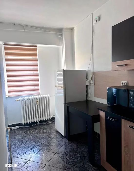 Garsoniera de vanzare, bloc 1993, metrou, 44 mp, Lujerului