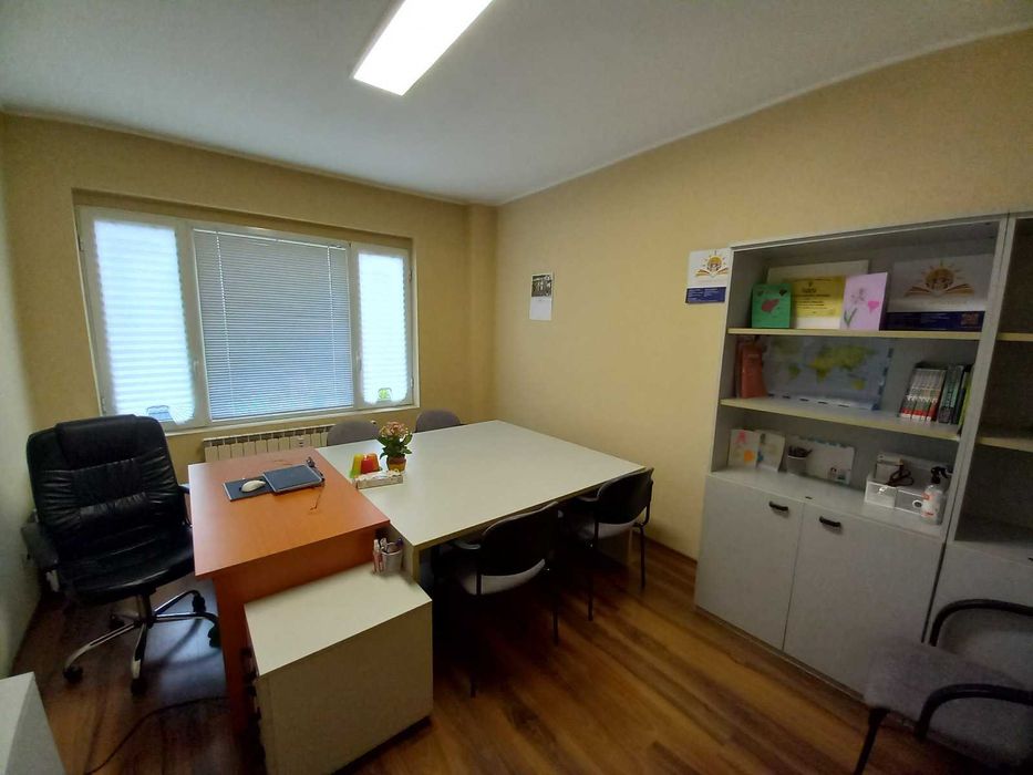 Дава се под наем Офис в София, Център - 16 кв.м за 169.32 € - Снимка #4