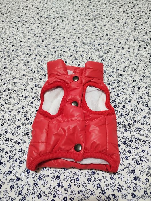 Hăinuțe pentru catel