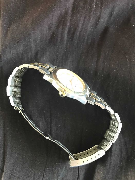 Продава оригинален Швейцарски мъжки часовник TISSOT PR 50