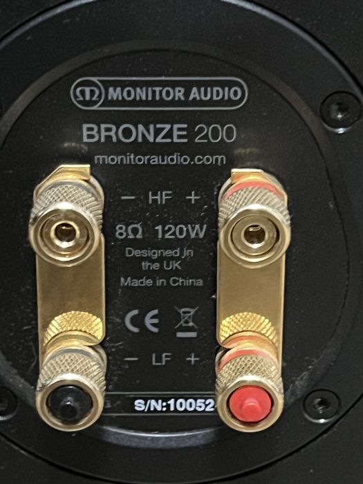 Boxe podea Monitor Audio Bronze 200