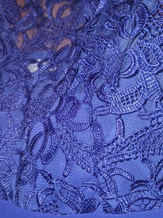 Официална къса роля с дантела