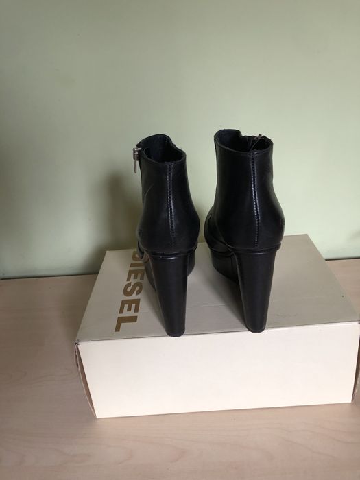 Кожени платформи DIESEL