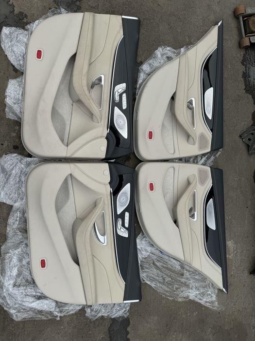 Кожен салон за Мерцедес Гт Амг Mercedes Gt amg w290