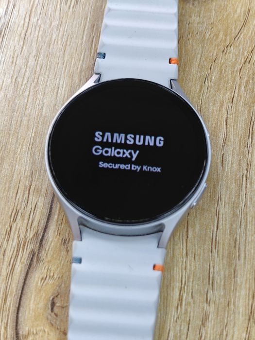 Samsung galaxy watch 7 44mm. Самсунг. Смарт часы.