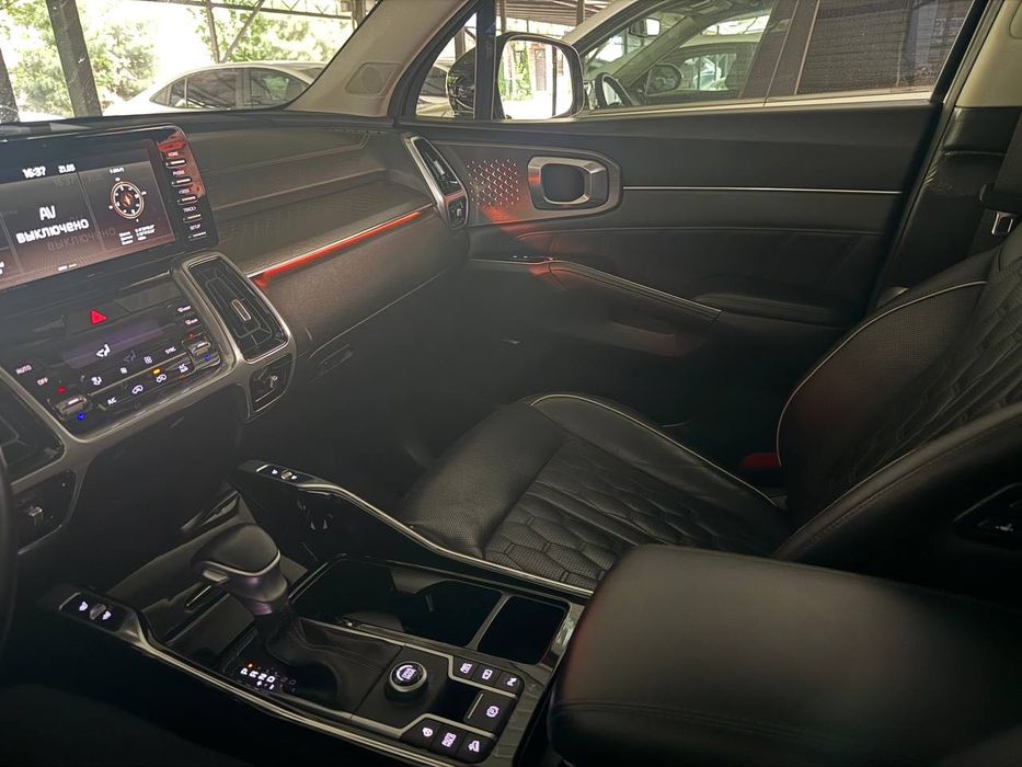 Kia Sorento сотилади