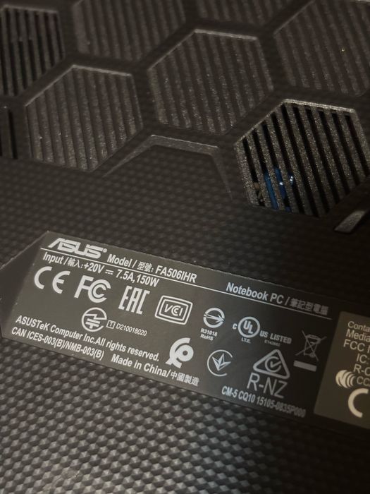 Asus Tuf Gaming 16 GB Ram GTX 1650 curatat! CU ACCESORI!