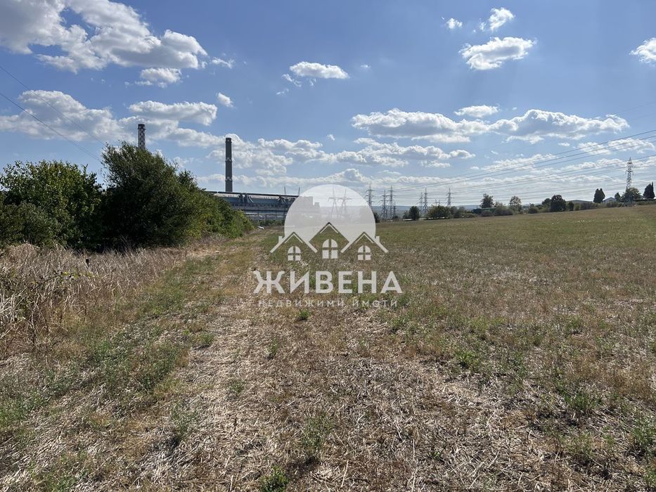 Продава парцел в с.Езерово, площ 8506 кв.м