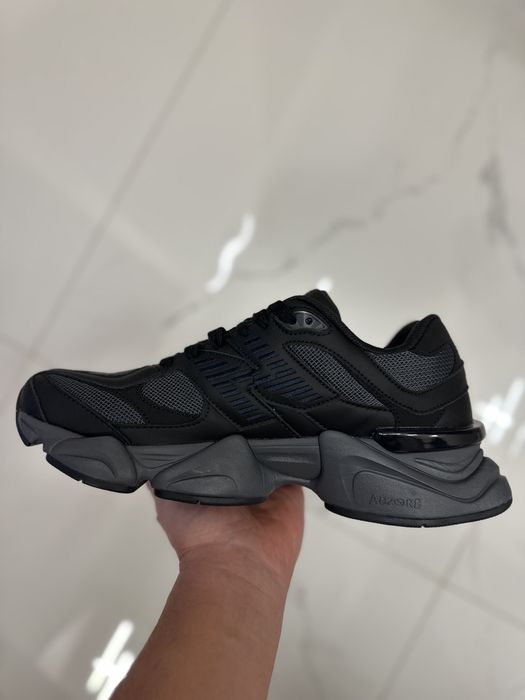 New Balance 9060 “Triple Black(Leather)”
