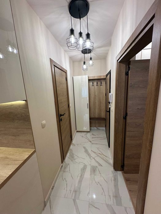 Продава се Тристаен апартамент в Пловдив, Мараша - 107 кв.м за 2795 €/кв.м - Снимка #1