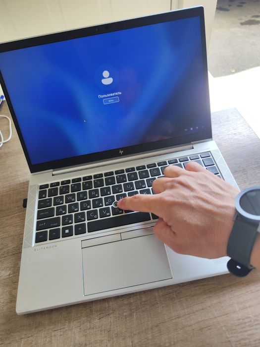 HP EliteBook 845 G8 SROCHNO