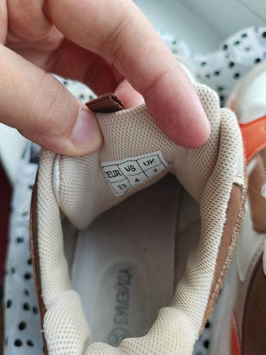 Продаю обувь женская