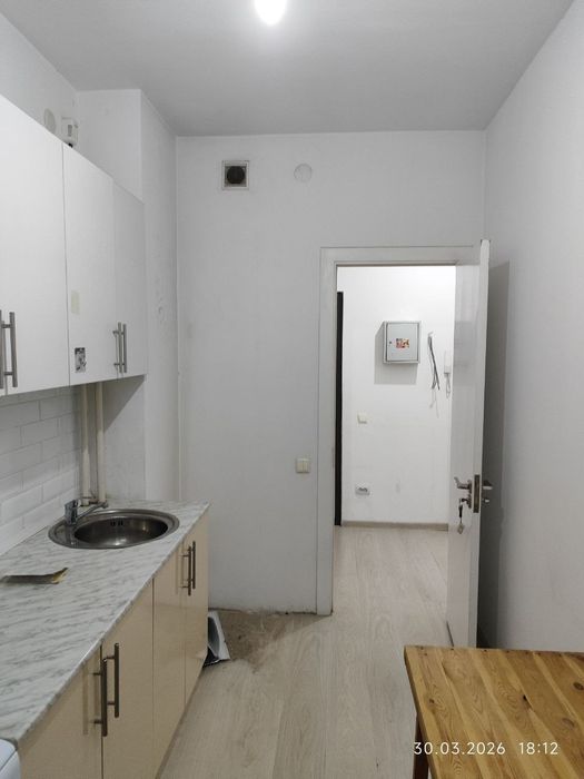 Продается 2 комнатная в новостройке . Кадышева.