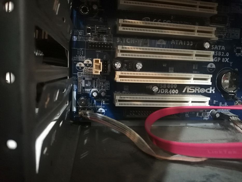 Продам системника, недорого.