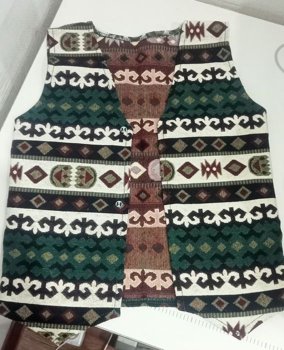 Желетки национальном стиле