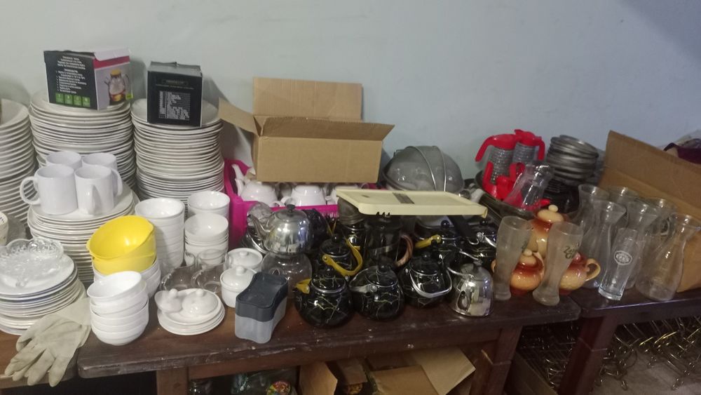 Посуда и оборудование для кафе !!!