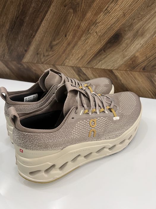 Кроссовкий люкс качества 43 размер