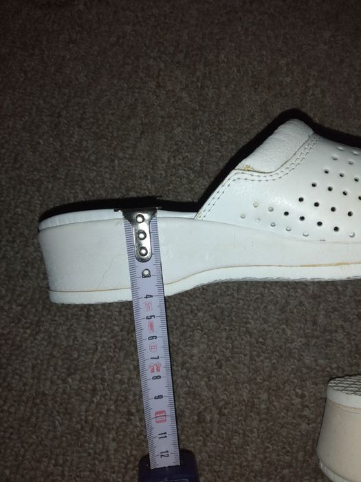 Дамски ортопедични чехли.