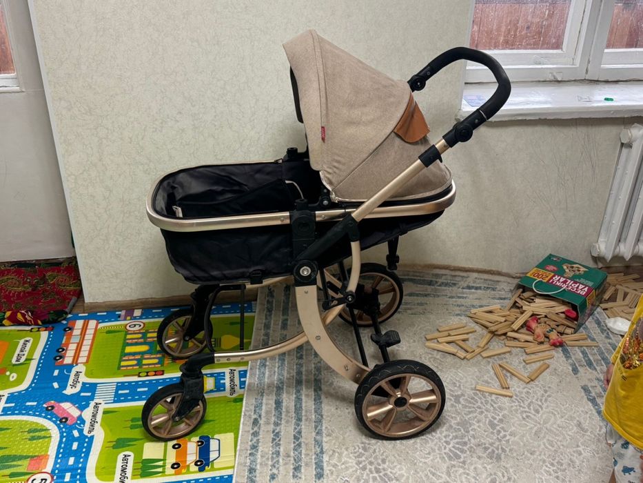 Продам детскую коляску