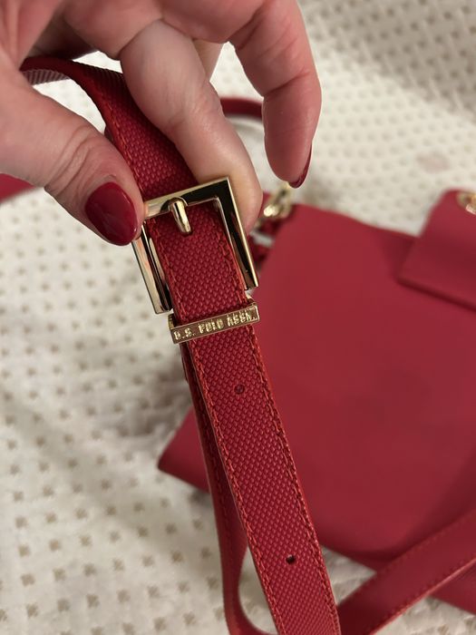 Маркови дамски чанти Picard и US Polo бежова змийска и червена