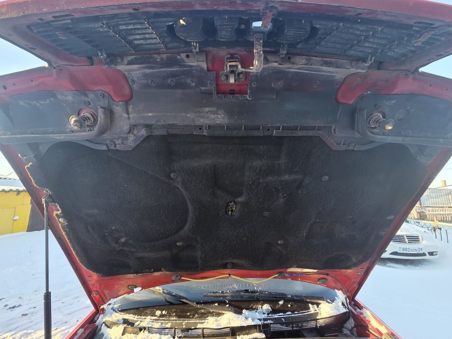 Продаю ауди 80 б4