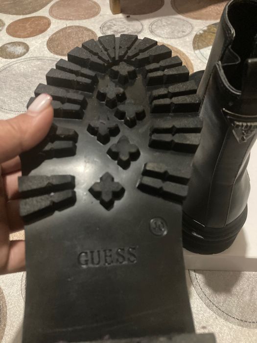 Guess Боти 40 ОРИГИНАЛНИ 100%