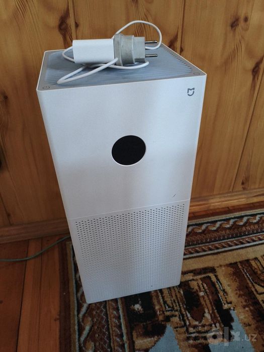 Продаю очиститель воздуха Xiaomi Smart Air Purifier 4 Lite