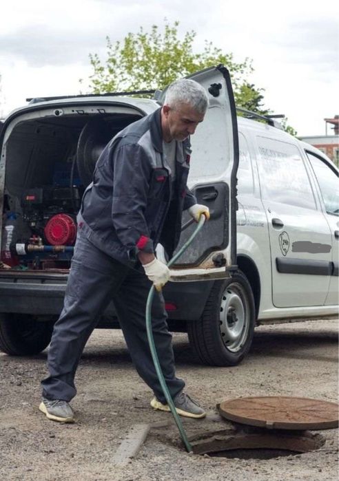 Прочистка канализации и устранение протечек — услуги сантехника Септик