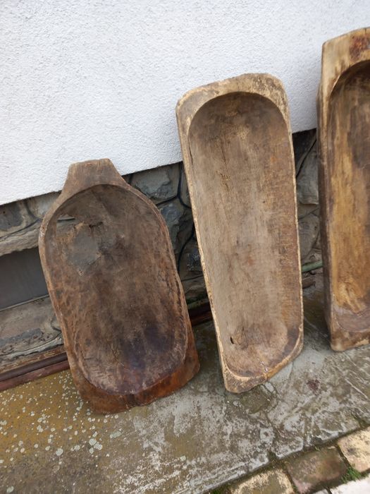 De vânzare 3 coveți vechi