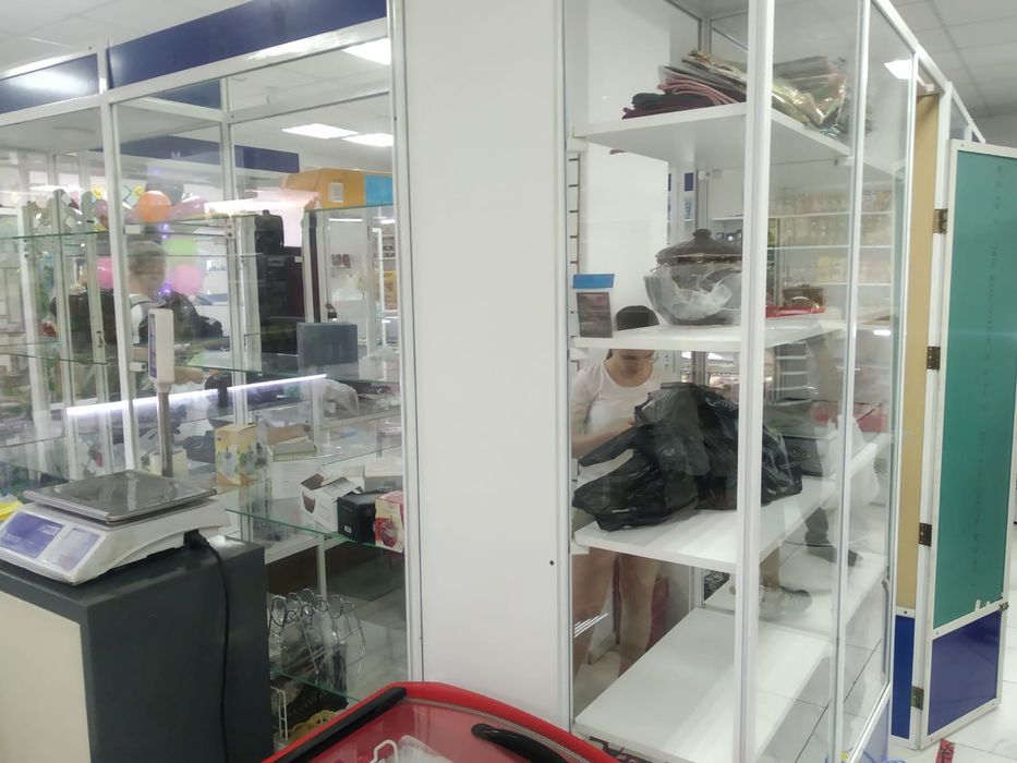 Продам торговое оборудование