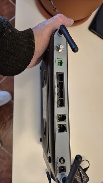Vand router nou Huawei
