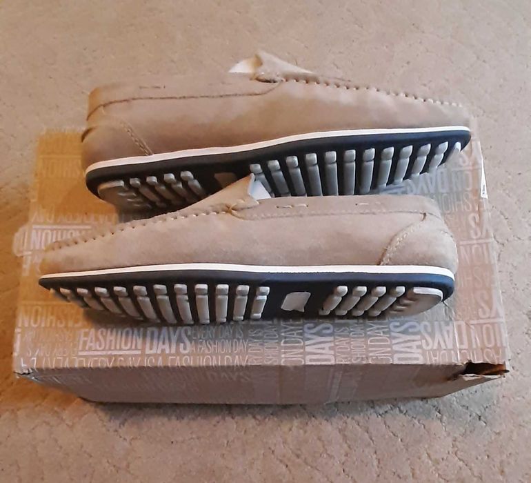 Mocasini piele întoarsă damă/bărbați bej, Alberto Toressi, măsura 40