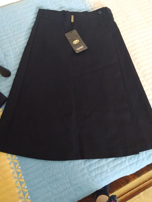 Продам Школьные юбки