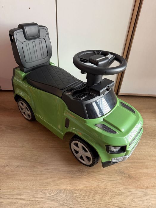 Кола за деца с дръжка и сенник