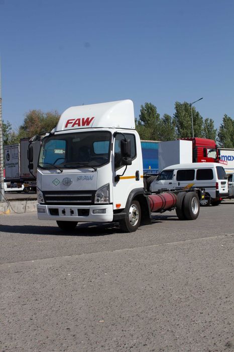 Шасси  	FAW Tiger V (9,2 м²), VUM1082