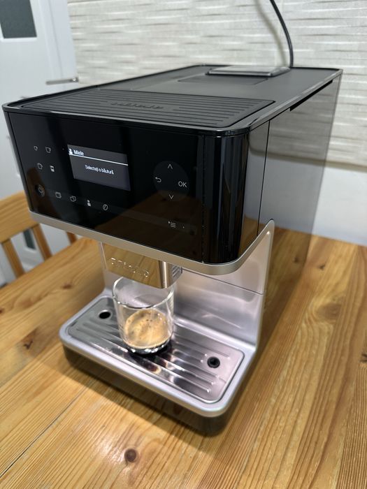 Expresor Miele CM6350