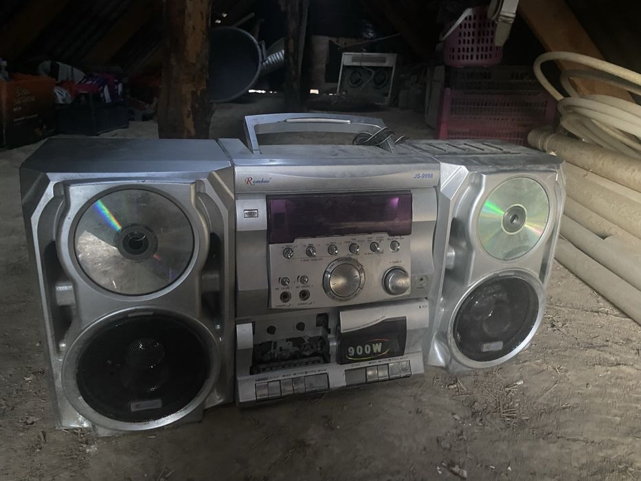 Магнитафон хорошой работает