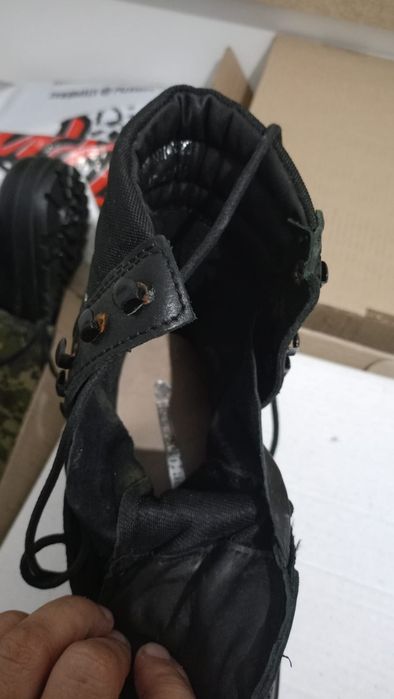 Продам берцы 16000