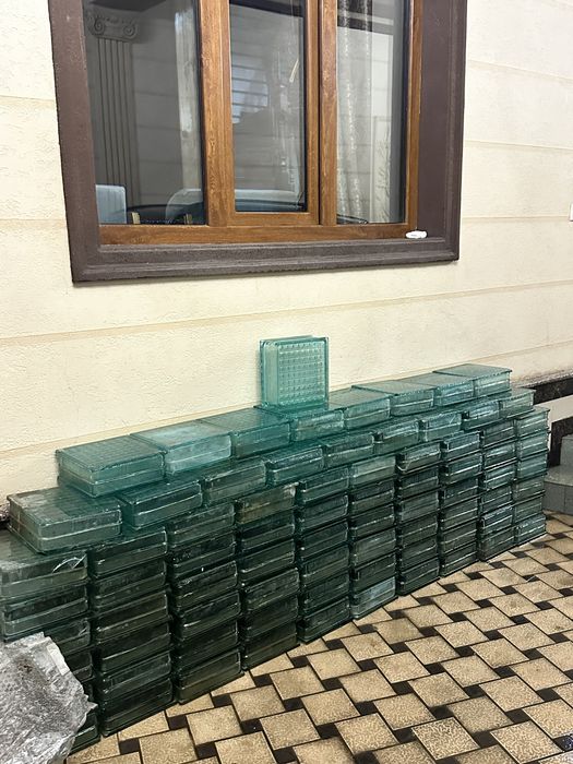 Стеклоблоки 24×24×9 | Б/У | Отличное состояние