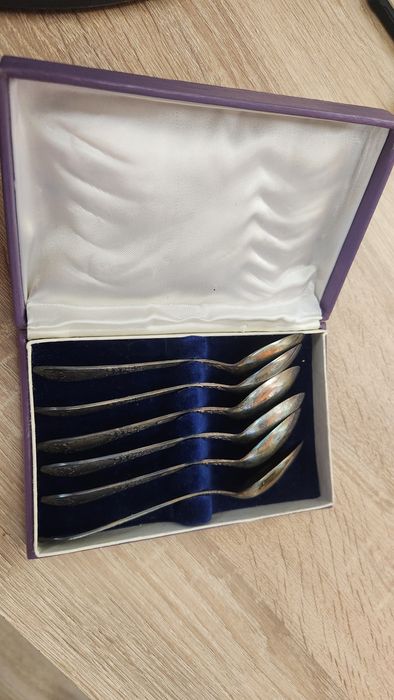 Посребрени лъжички за чай