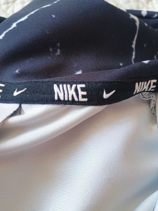 Дамски спортен комплект 3 части Nike