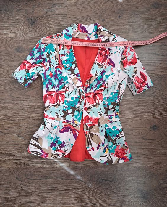 Vand rochie cu sacou cu maneca scurta