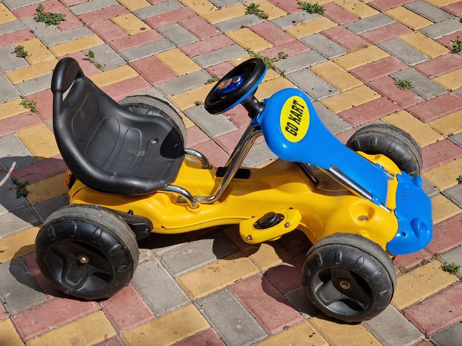 Детский электрический картинг