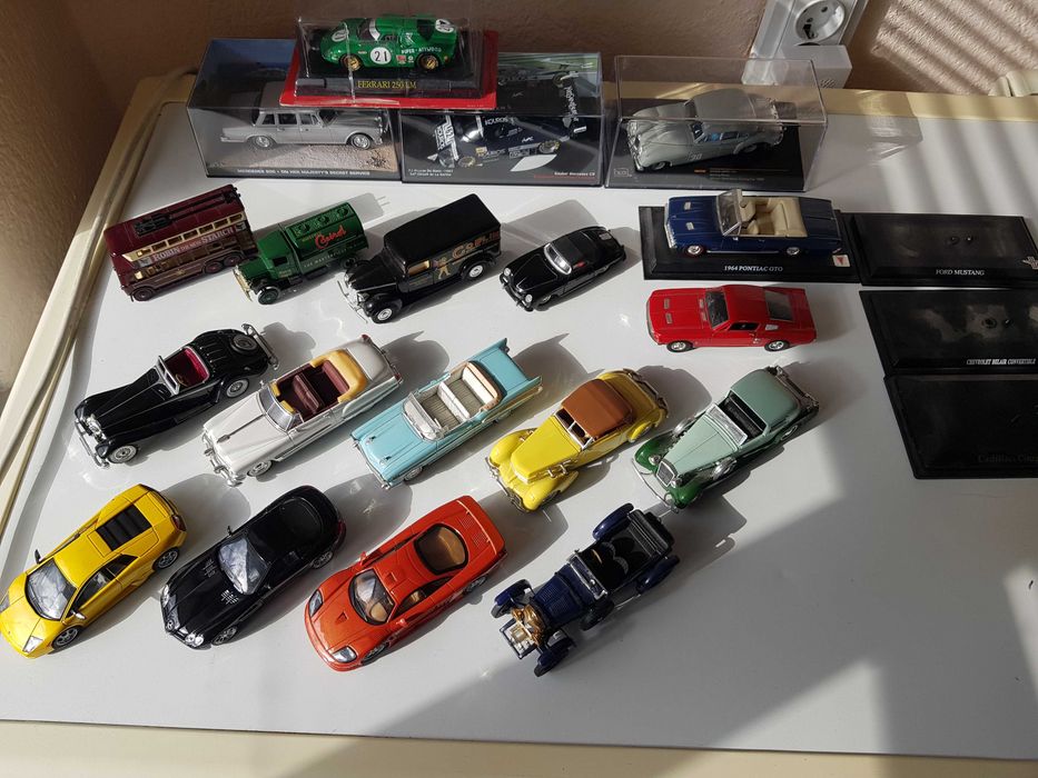 1:43 колички diecast