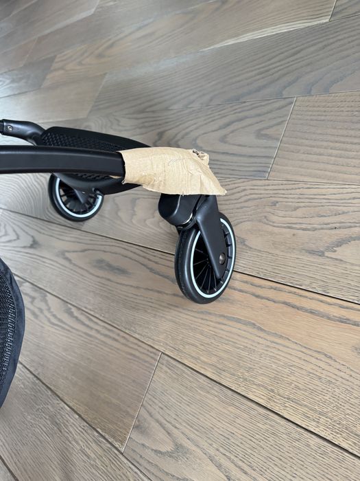 Новая коляска bao bao hao