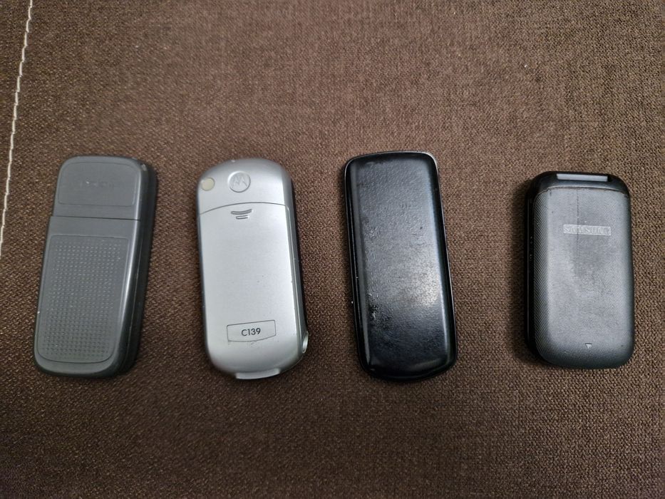 Стари мобилни телефони