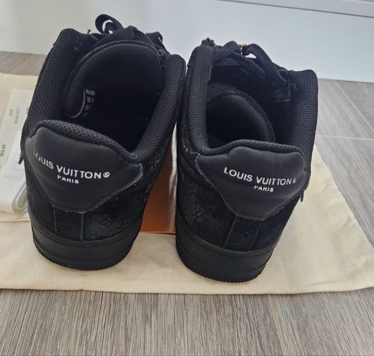 Adidași Air Force 1 LV 42